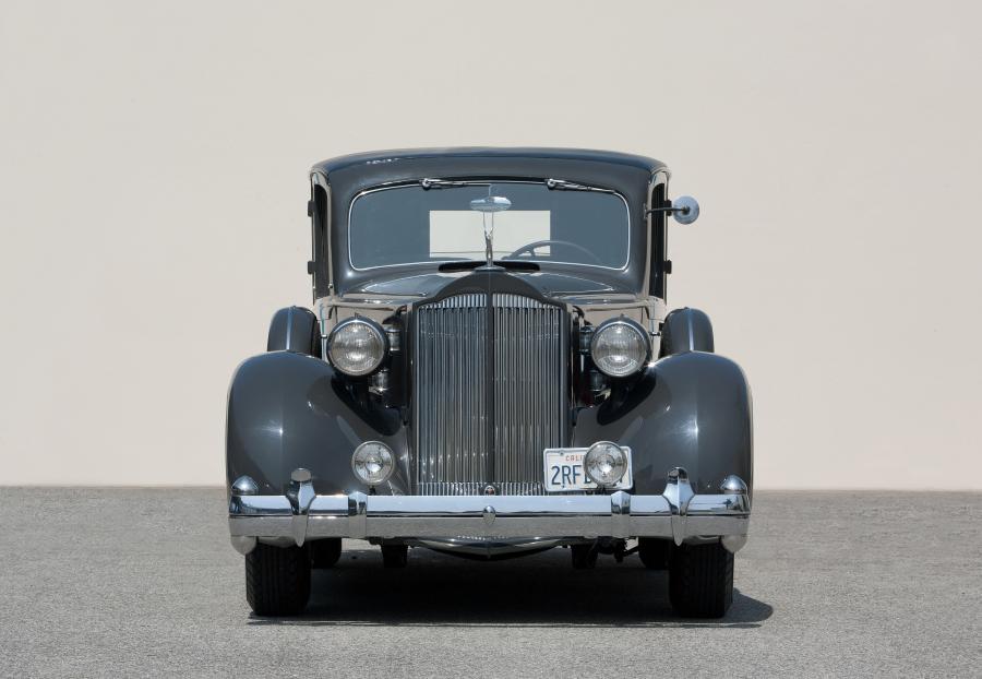  Packard Twelve Close Coupled Limousine 1935 года  (фото 19 из 28)